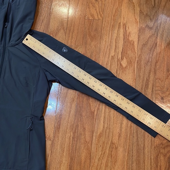 KUHL Projekt XS Dark Gray Black Pop Over 1/4 zip pockets have zipper hood visor - Picture 4 of 16